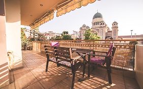 Nefeli City Apartments